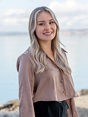 Jana Keller.jpg
